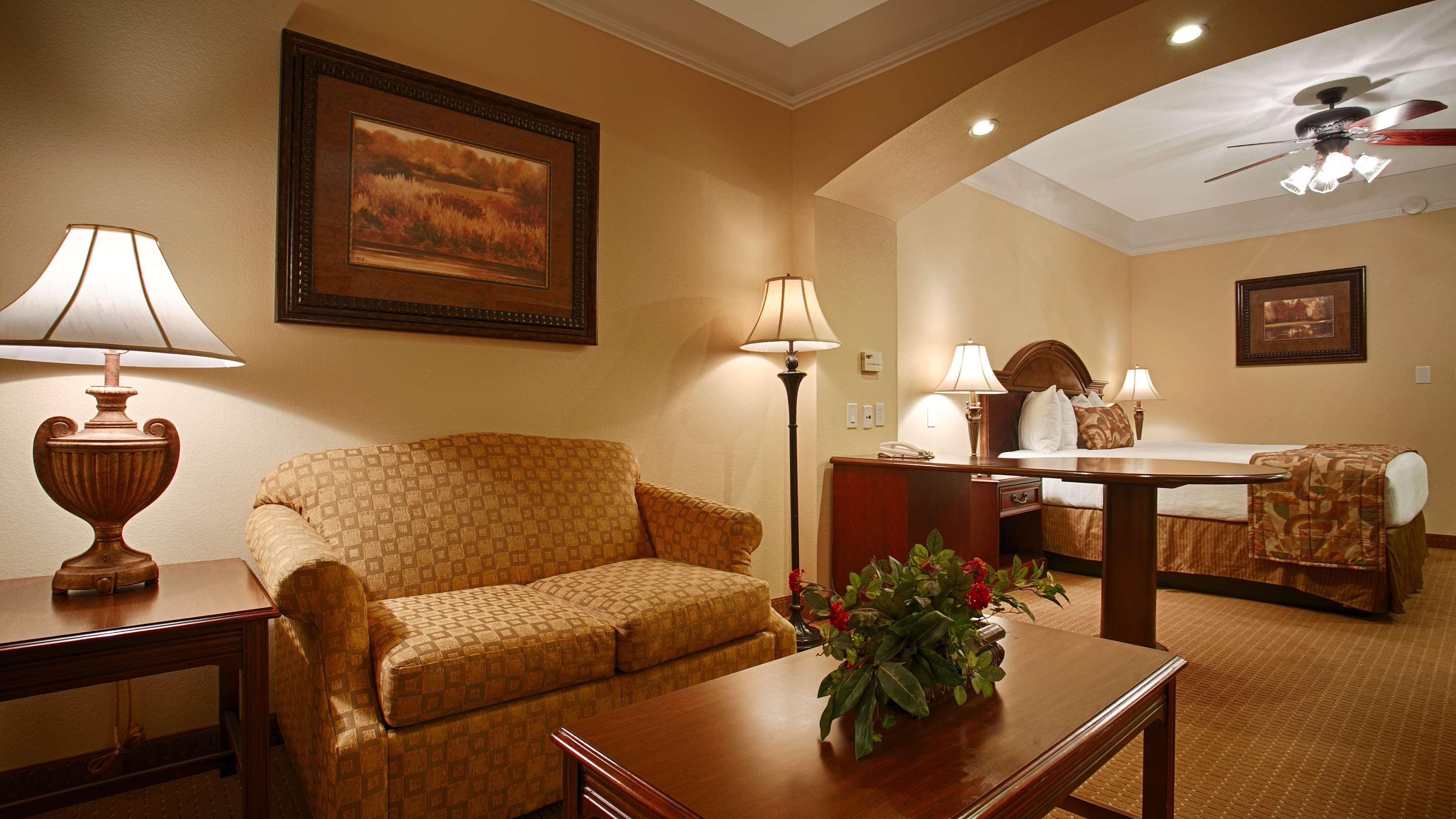 Best Western Plus Monica Royale Inn & Suites Greenville Exterior foto